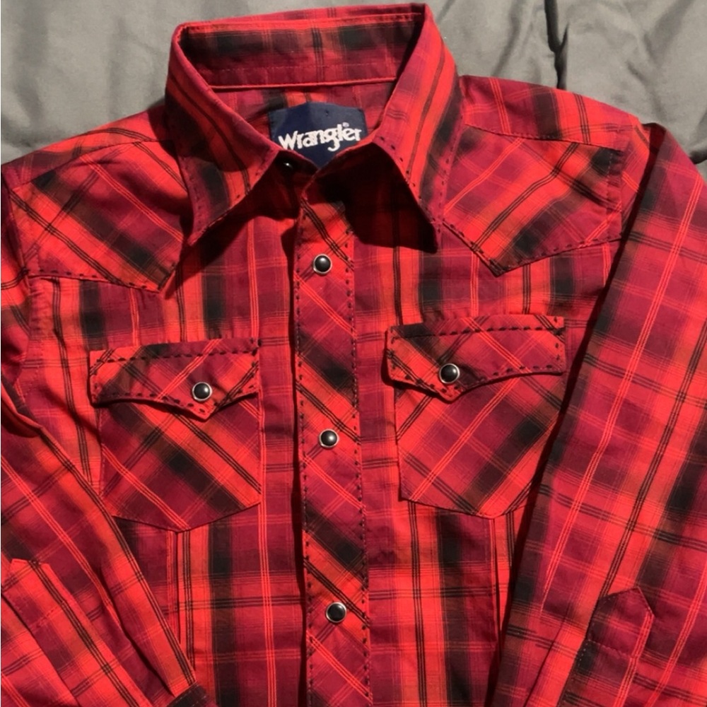 Boys small 5/6 wrangler pearl snap
